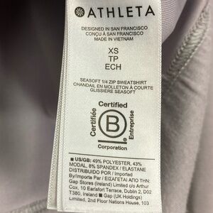 Athleta Seasoft Quarter-Zip Pullover Women’s Size XS Sweatshirt Boxy Fit Relaxed